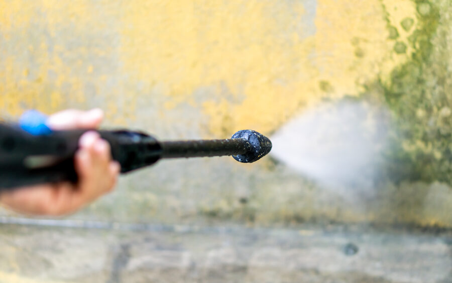 5 Benefits of Professional Power Washing for Your Home 